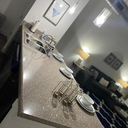 Industrial Smart Home Apartment In The Center Of Downtown Мемфис Екстериор снимка